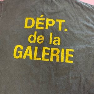 Gallery department tee